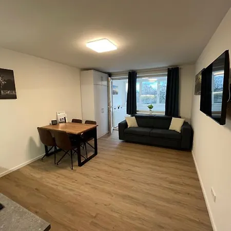 Modernes 4er In Skilift-naehe 젤암제